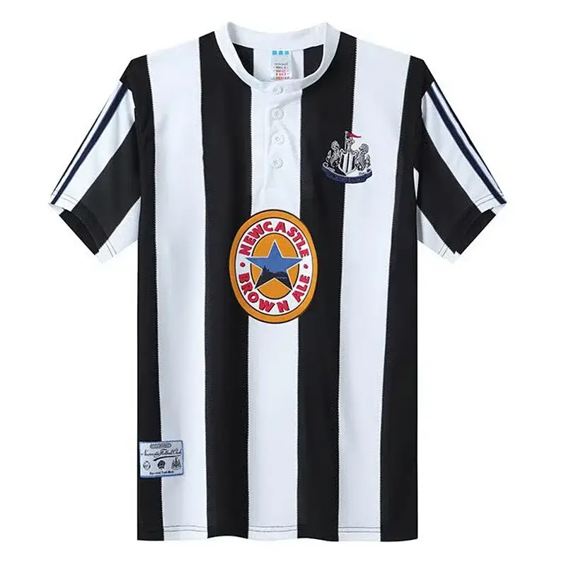 UMBRO Man Utd Jersey with Sharp Sponsor