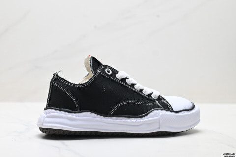 MIHARA YASUHIRO Hank Low-top Canvas Sneakers