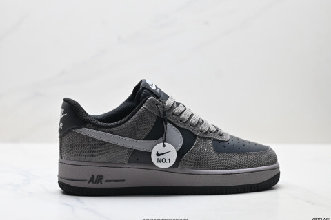 Nike AIR FORCE 1'07 Low-top Casual Sneaker