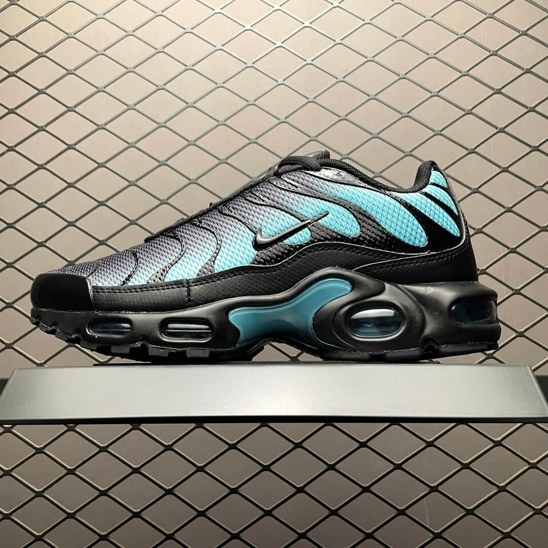 Nike Air Max Plus Black Turquoise Sneakers