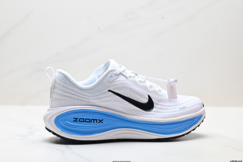 Nike VOMERO PLUS Running Shoes