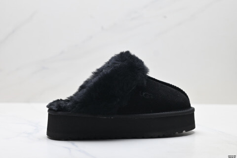 UGG DISQUETTE Snow Boots