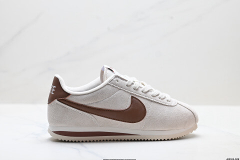 Nike Classic Cortez Casual Running Shoes