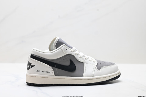 Nike Air Jordan 1 Low Sneakers