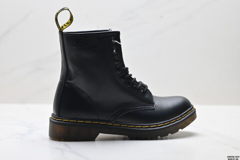 Dr.martens 1460 Smooth Leather Platform Boots