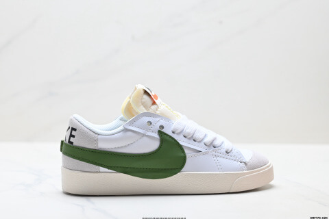 Nike Blazer Low'77 Jumbo Sneakers