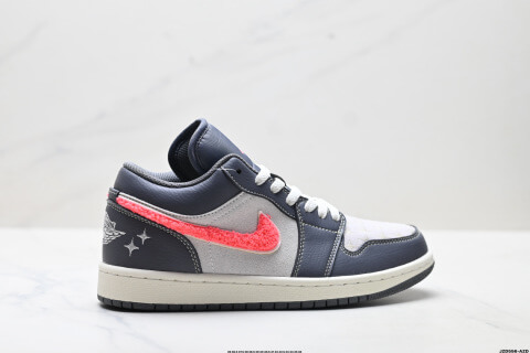 Nike Air Jordan 1 Low OG Casual Sneakers