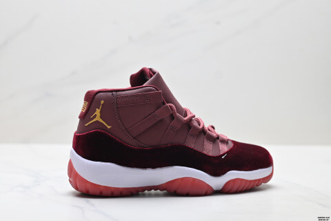 Nike Air Jordan 11 Retro Low Concord Basketball Shoes