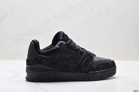 Louis Vuitton Trainer Sneaker Low